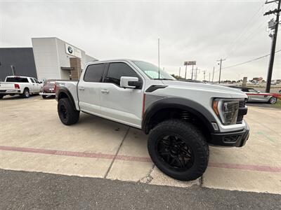 2023 Ford F-150 Raptor R   - Photo 9 - San Juan, TX 78589