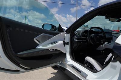 2022 Chevrolet Corvette Stingray  R Convertible - Photo 27 - San J Uan, TX 78589