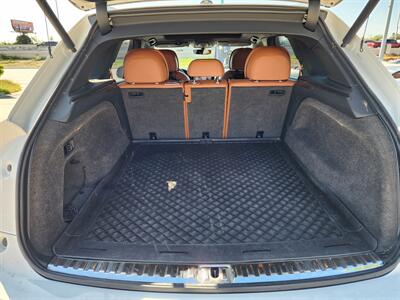 2024 Bentley Bentayga A V8   - Photo 24 - San Juan, TX 78589