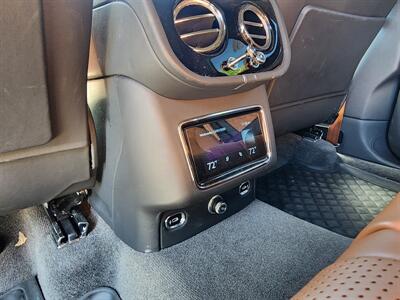2024 Bentley Bentayga A V8   - Photo 32 - San Juan, TX 78589