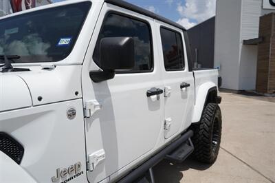 2022 Jeep Gladiator Overland   - Photo 6 - San J Uan, TX 78589