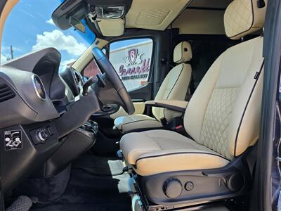 2024 Mercedes-Benz Sprinter 2500  Ultimate Toys - Photo 2 - San Juan, TX 78589