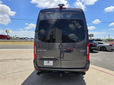 2024 Mercedes-Benz Sprinter 2500  Ultimate Toys - Photo 5 - San Juan, TX 78589