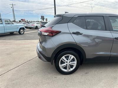 2024 Nissan Kicks S   - Photo 9 - San Juan, TX 78589