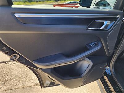 2018 Porsche Macan GTS   - Photo 29 - San Juan, TX 78589