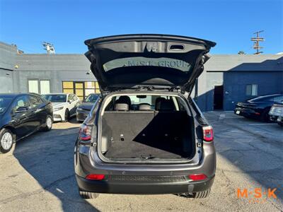 2021 Jeep Compass Limited   - Photo 8 - Van Nuys, CA 91401