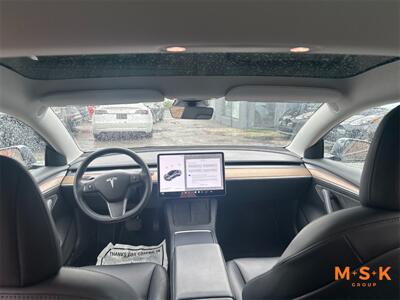 2022 Tesla Model 3 Long Range   - Photo 6 - Van Nuys, CA 91401