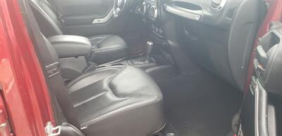 2013 Jeep Wrangler Unlimited Sahara   - Photo 15 - Hemlock, MI 48626