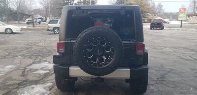 2011 Jeep Wrangler Unlimited Sahara   - Photo 5 - Hemlock, MI 48626