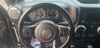 2011 Jeep Wrangler Unlimited Sahara   - Photo 10 - Hemlock, MI 48626