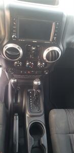 2011 Jeep Wrangler Unlimited Sahara   - Photo 11 - Hemlock, MI 48626