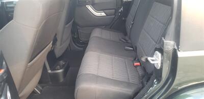 2011 Jeep Wrangler Unlimited Sahara   - Photo 12 - Hemlock, MI 48626