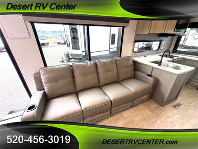 2025 Dutchmen 308BHSL   - Photo 11 - Huachuca City, AZ 85616