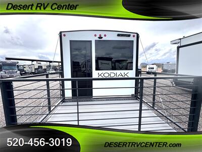 2025 Dutchmen 308BHSL   - Photo 7 - Huachuca City, AZ 85616