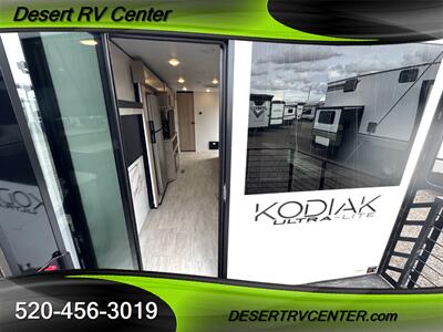 2025 Dutchmen 308BHSL   - Photo 18 - Huachuca City, AZ 85616