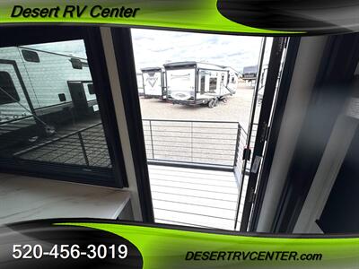 2025 Dutchmen 308BHSL   - Photo 19 - Huachuca City, AZ 85616