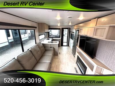 2025 Dutchmen 308BHSL   - Photo 21 - Huachuca City, AZ 85616