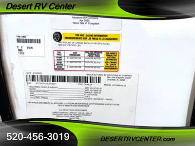 2025 Dutchmen 308BHSL   - Photo 25 - Huachuca City, AZ 85616