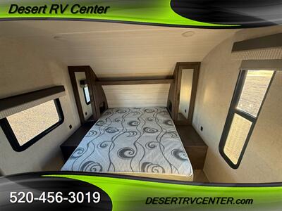 2021 FOREST RIVER SALEM 241QBXL   - Photo 9 - Huachuca City, AZ 85616