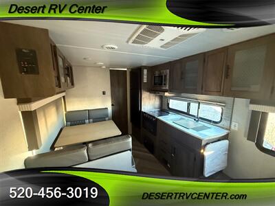 2021 FOREST RIVER SALEM 241QBXL   - Photo 10 - Huachuca City, AZ 85616