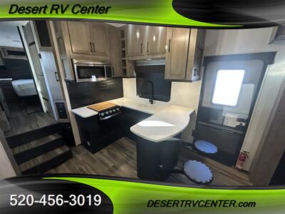 2021 HEARTLAND 4275RW - Photo 17 - Huachuca City, AZ 85616