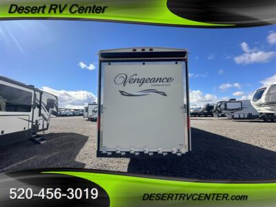 2015 FOREST RIVER 39C14 - Photo 3 - Huachuca City, AZ 85616