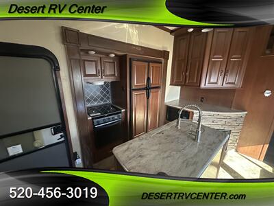 2015 FOREST RIVER 39C14 - Photo 13 - Huachuca City, AZ 85616