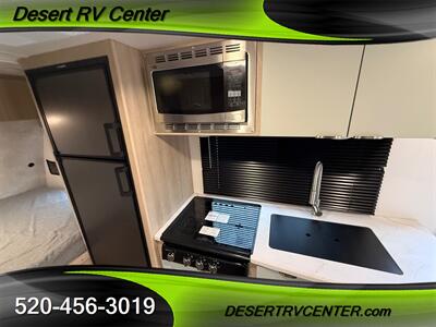 2024 WINNEBAGO MICRO MINNIE  1720FB - Photo 4 - Huachuca City, AZ 85616