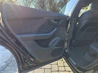 2023 Audi RS Q8 4.0T quattro   - Photo 53 - Roslyn, NY 11576