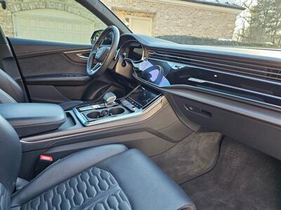 2023 Audi RS Q8 4.0T quattro   - Photo 27 - Roslyn, NY 11576