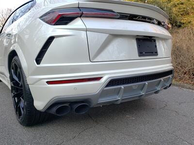 2022 Lamborghini Urus   - Photo 15 - Roslyn, NY 11576