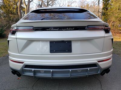 2022 Lamborghini Urus   - Photo 6 - Roslyn, NY 11576