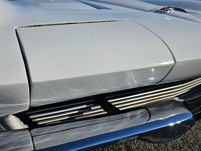 1964 Chevrolet Corvette Roadster   - Photo 24 - Roslyn, NY 11576