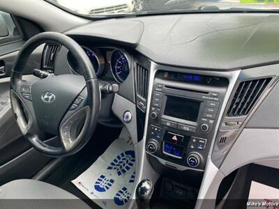 2014 Hyundai SONATA SE 2.0T   - Photo 23 - Miami, FL 33147