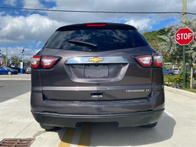 2016 Chevrolet Traverse LT   - Photo 14 - Miami, FL 33147