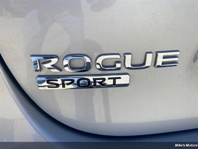 2019 Nissan Rogue Sport S   - Photo 23 - Miami, FL 33147