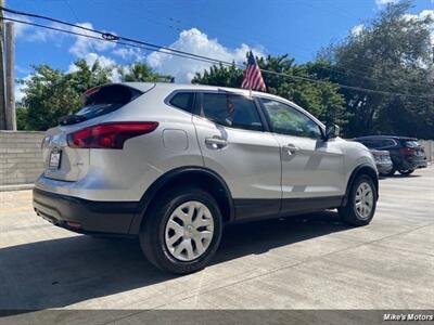 2019 Nissan Rogue Sport S   - Photo 19 - Miami, FL 33147