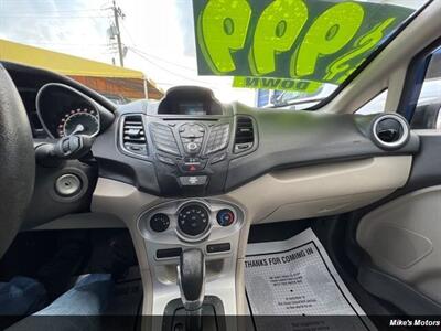 2017 Ford Fiesta SE   - Photo 52 - Miami, FL 33147