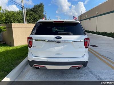 2017 Ford Explorer XLT   - Photo 19 - Miami, FL 33147