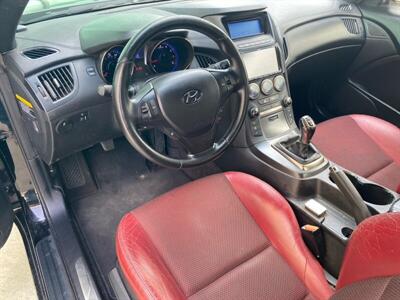 2013 Hyundai Genesis Coupe 2.0T   - Photo 24 - Miami, FL 33147