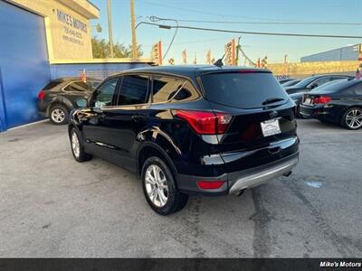 2019 Ford Escape SE   - Photo 45 - Miami, FL 33147
