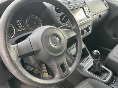 2012 Volkswagen Tiguan S   - Photo 6 - Winnipeg, MB R2J 3T3