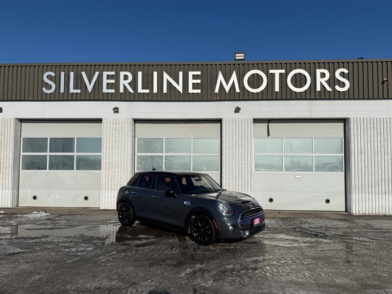 2015 MINI Cooper 5-door S  