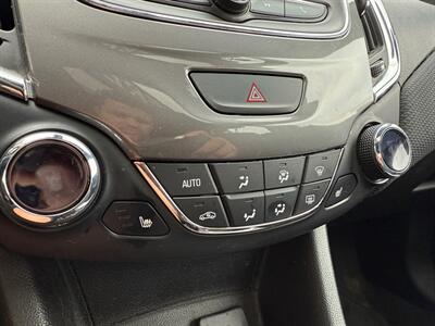 2019 Chevrolet Cruze LT   - Photo 10 - Winnipeg, MB R2J 3T3