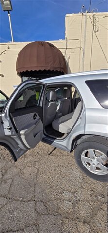 2006 Chevrolet Equinox LT - Photo 14 - Reno, NV 89502