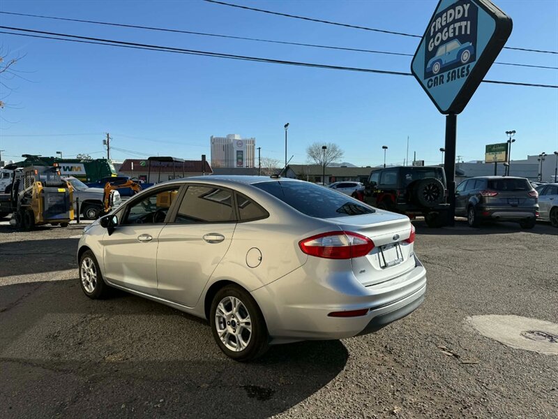 2015 Ford Fiesta SE - Photo 4 - Reno, NV 89502
