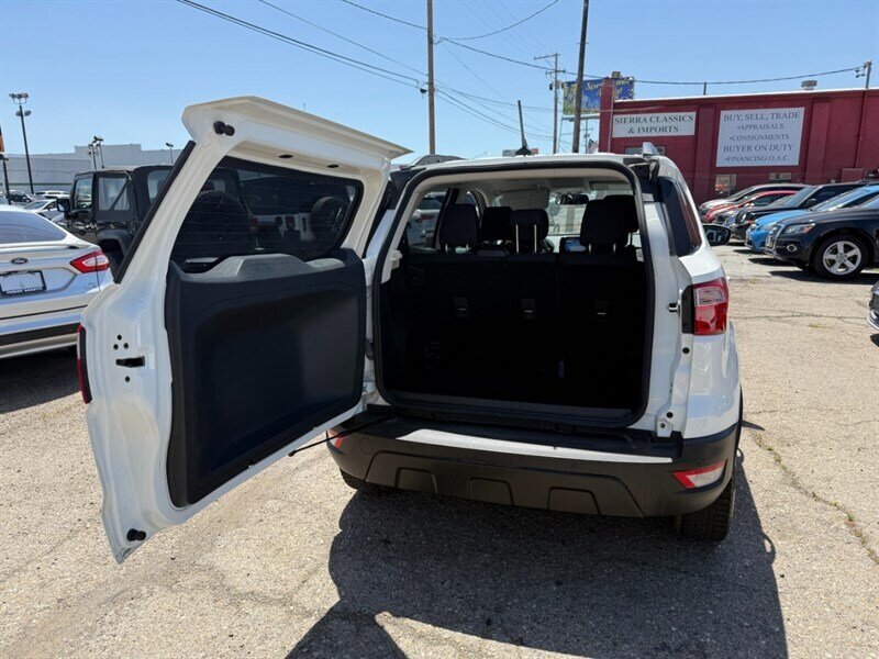 2018 Ford Escort SE - Photo 10 - Reno, NV 89502