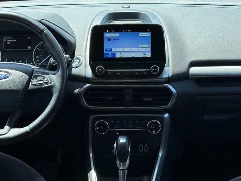 2018 Ford Escort SE - Photo 11 - Reno, NV 89502