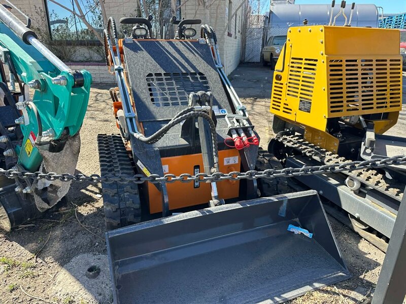 2025 Mini Skid Steer KM23  KM23 / KM25 / MT100 style mini skid steer - Photo 1 - Reno, NV 89502