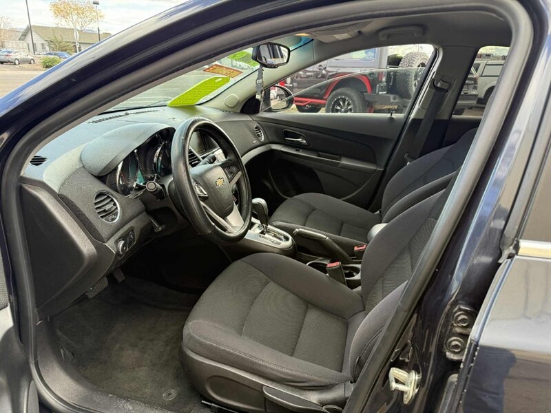 2014 Chevrolet Cruze 1LT Auto - Photo 9 - Reno, NV 89502